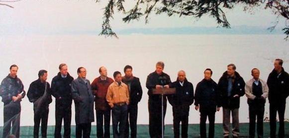最炫民族風(fēng)：APEC晚宴上的領(lǐng)導(dǎo)人服裝大盤點